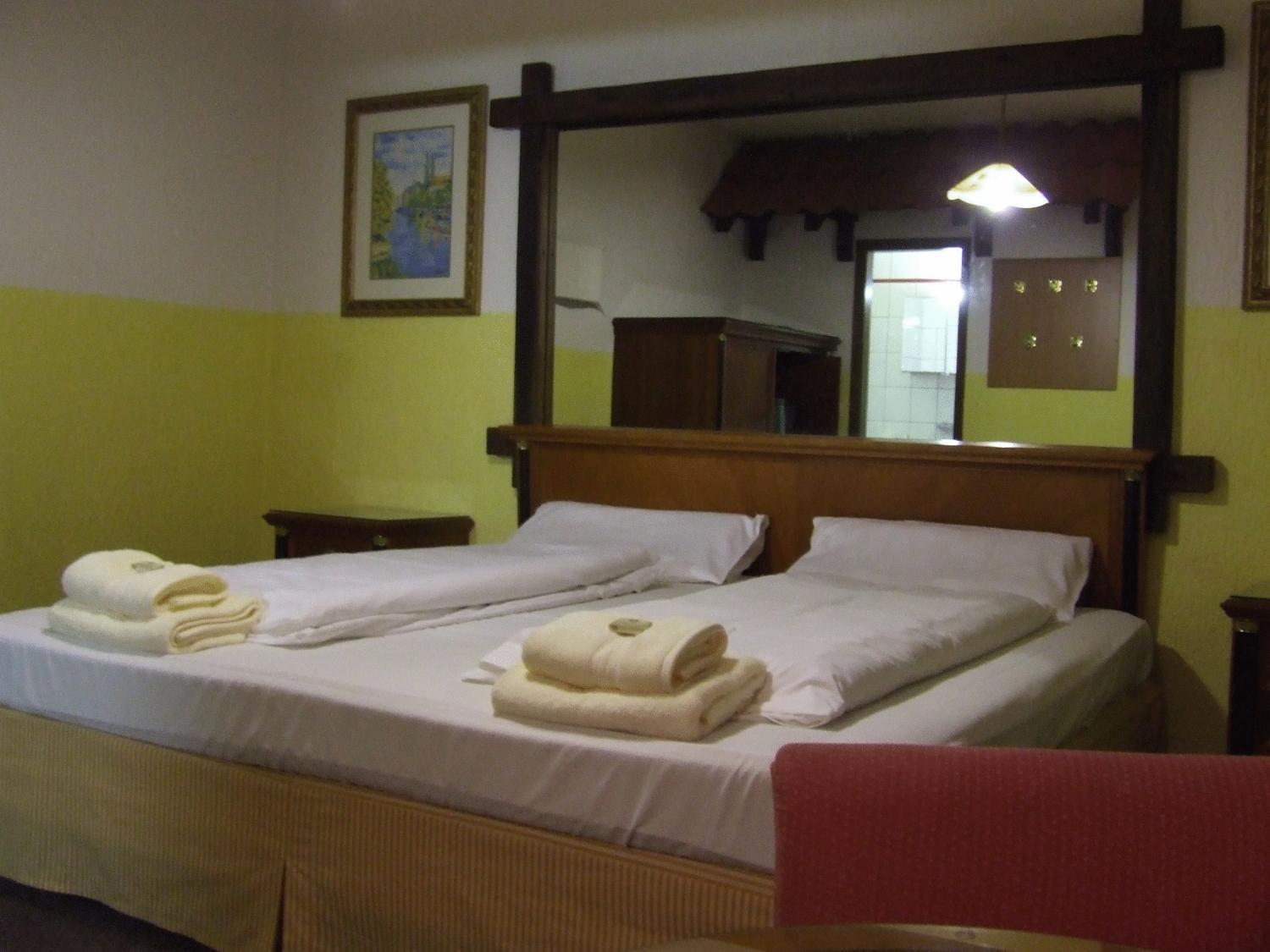 Hotel-Restaurant Orsoyer Hof Rheinberg Eksteriør bilde